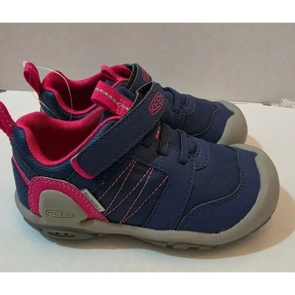 Keen kids knotch